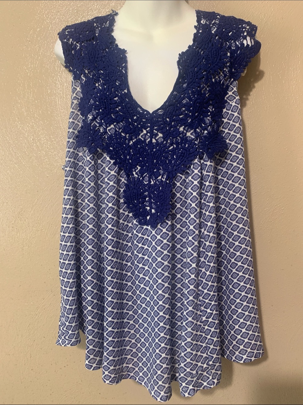Solitaire XL Blue Crochet V-Neck Sleeveless Tunic